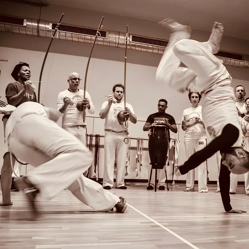 Trainingsroda mit Mestre Nelsinho und Professor Ouriço bei UNICAR Capoeira Regional Berlin